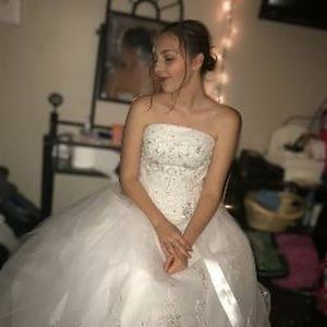 Meet your Posher, Salem